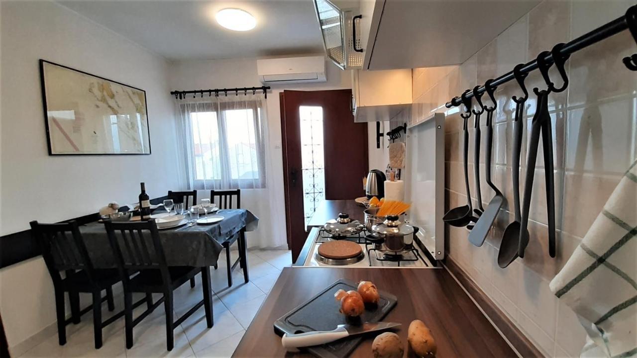 Apartments Nadia Sokolic 内里吉恩 外观 照片